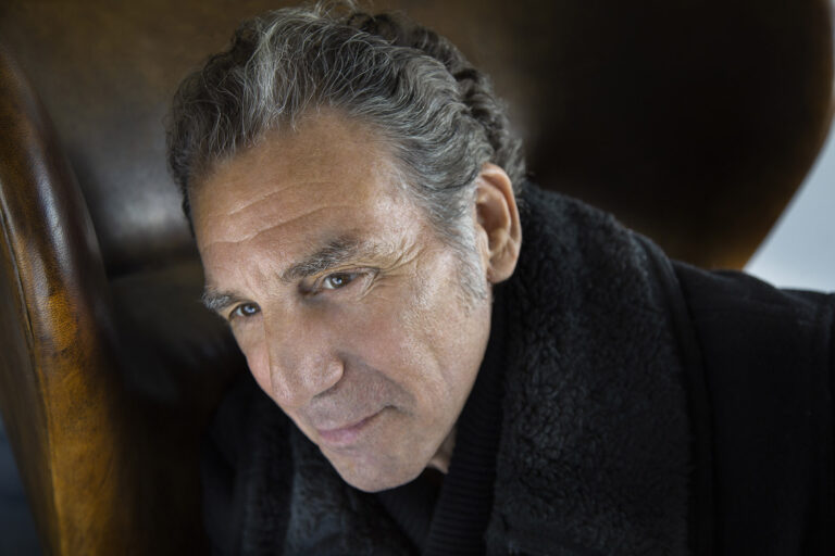 Michael Richards Nettovermögen 2025: Wie viel Geld verdient er? michael richards