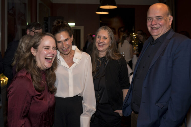 robin alexander ehefrau